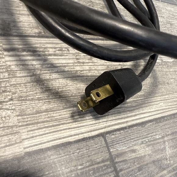 Black & Decker 7543 Single Speed Basic Jig Saw - Picture 2 of 9